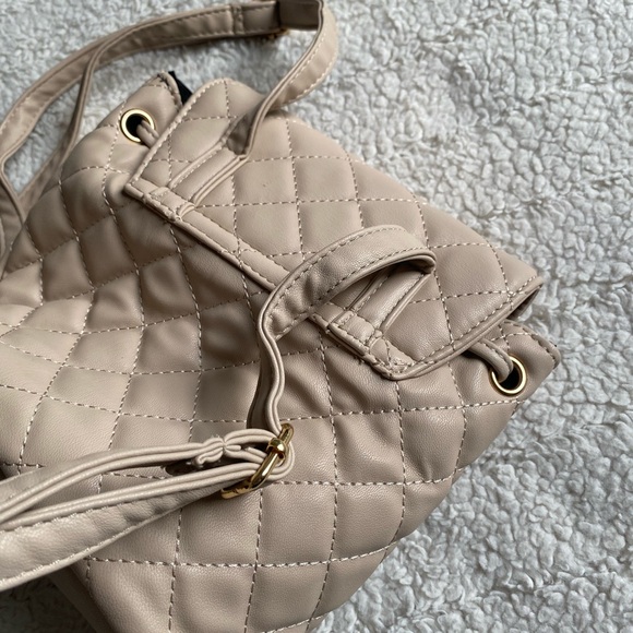 Prettylittlething Quilted Mini Backpack - Picture 8 of 8